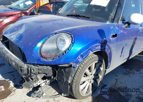 2019 Mini Hardtop Oxford Edition из США, поврежденный, VIN WMWXU1C51K2H73647